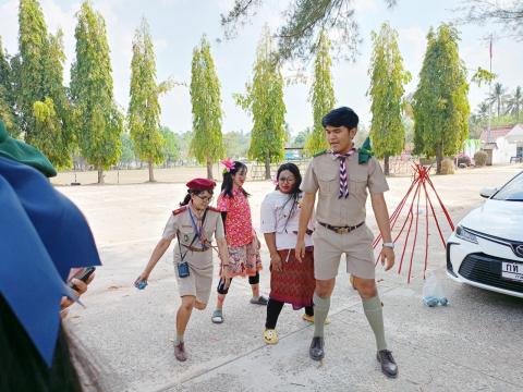 ภาพกิจกรรมการการเดินทางไกล ลูกเสือ-เนตรนารี สามัญรุ่นใหญ่ และลูก