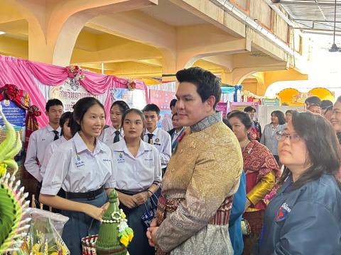 ร่วมแสดงผลงานทางวิชาการในงานมหกรรมวิชาการ "ปฏิวัติการศึกษา 