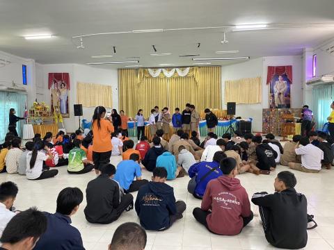 นักเรียนเช้ารับการอบรมโรคติดต่อทางเพศสัมพันธ์