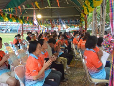 ทอดผ้าป่าสามัคคีเพื่อการศึกษา "48 ปี คืนสู่เหย้า แสดฟ้า&quo