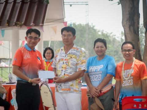 ทอดผ้าป่าสามัคคีเพื่อการศึกษา "48 ปี คืนสู่เหย้า แสดฟ้า&quo